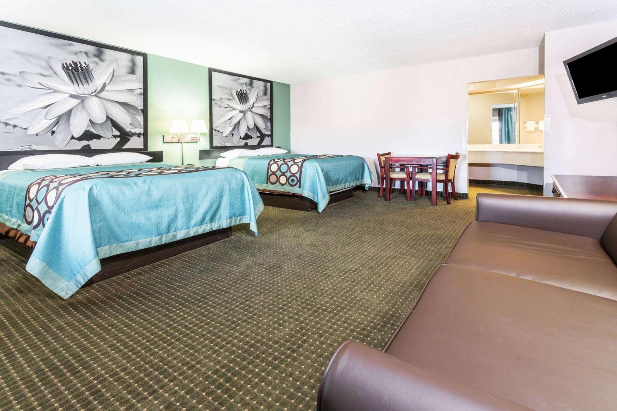 Hotel Super 8 By Wyndham Marianna Extérieur photo
